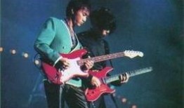 黄家驹趣事爆料视频大全,揭秘摇滚传奇的幽默瞬间